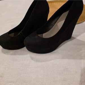 Ardene Black High Heel Wedge Pumps NWT